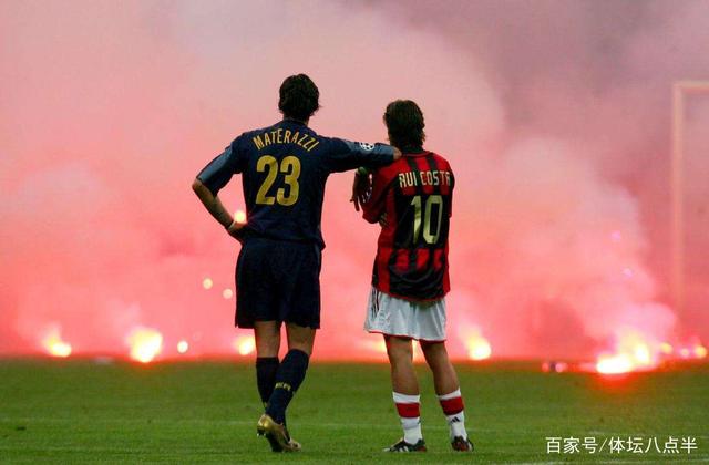 世体：佩德里缺席巴萨赛前合练，确定无缘欧冠客战切尔西（世体：佩德里未参与巴萨赛前训练，确认无缘欧冠客场对阵切尔西）